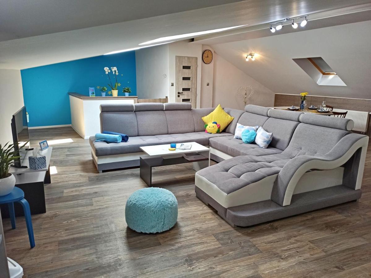 Shiny Star Apartman Spišská Nová Ves Dış mekan fotoğraf