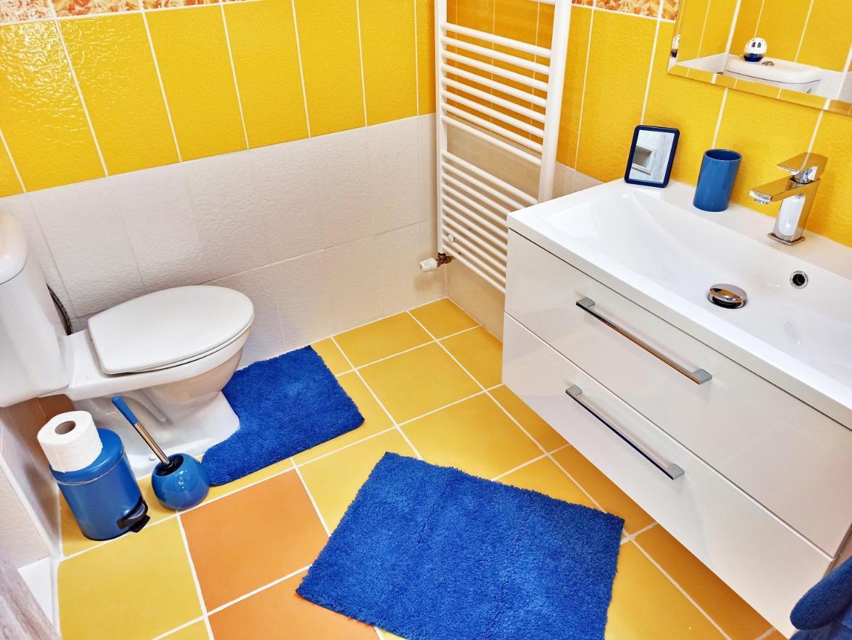 Shiny Star Apartman Spišská Nová Ves Dış mekan fotoğraf