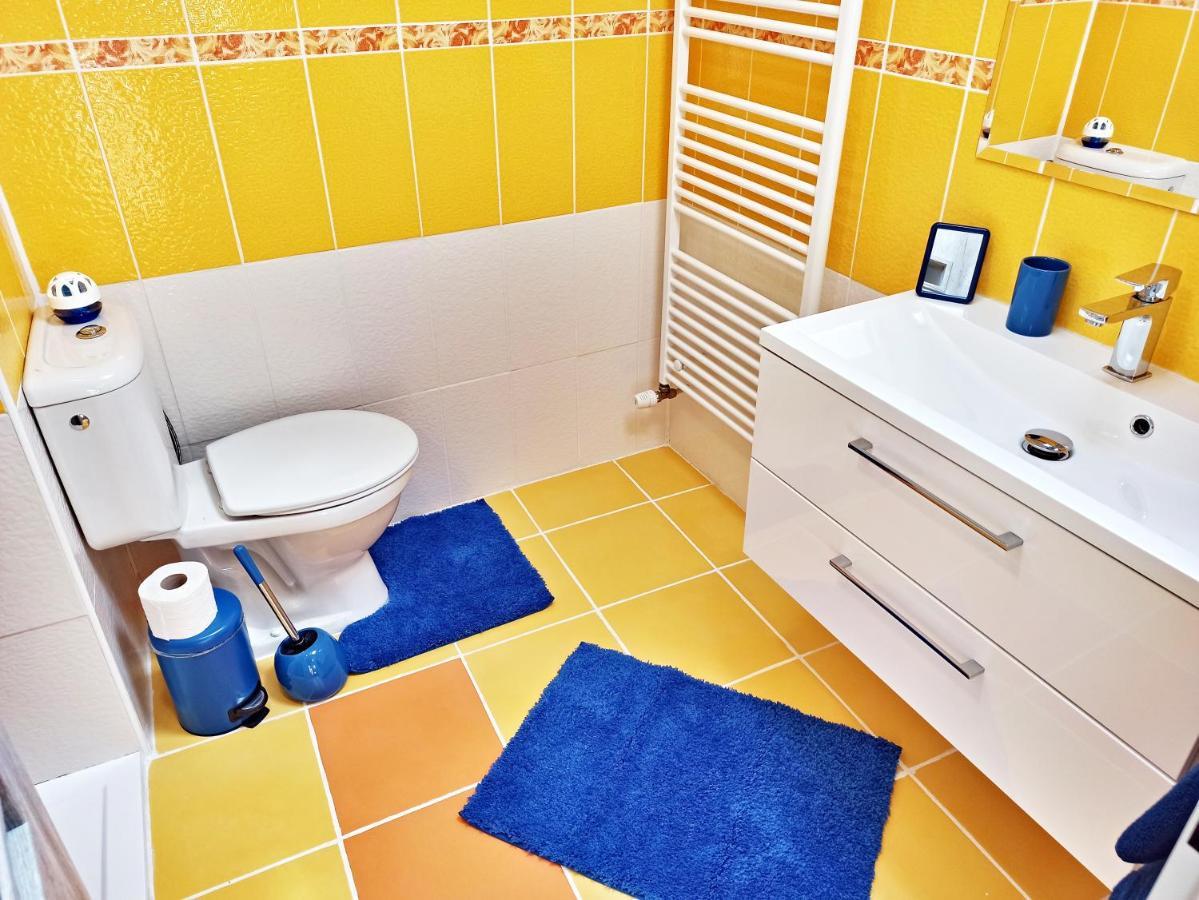 Shiny Star Apartman Spišská Nová Ves Dış mekan fotoğraf